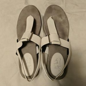 White LifeStride sandals